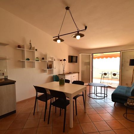 Route 25 - Cavoli - Vista Mare, Con Clima, Terrazza E Posto Auto Lejlighed Spiaggia di Cavoli Eksteriør billede